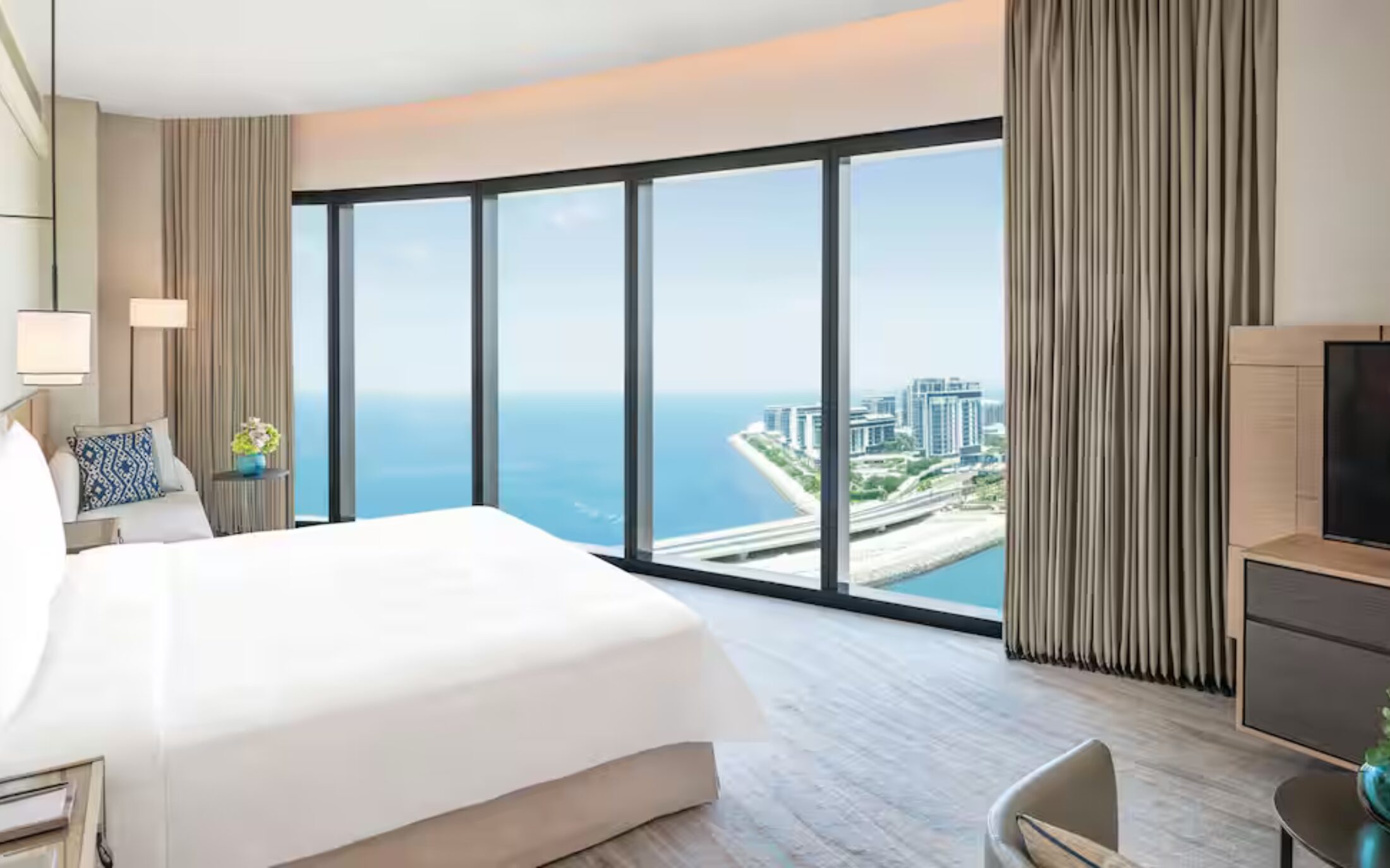 Dubai Hotel 7