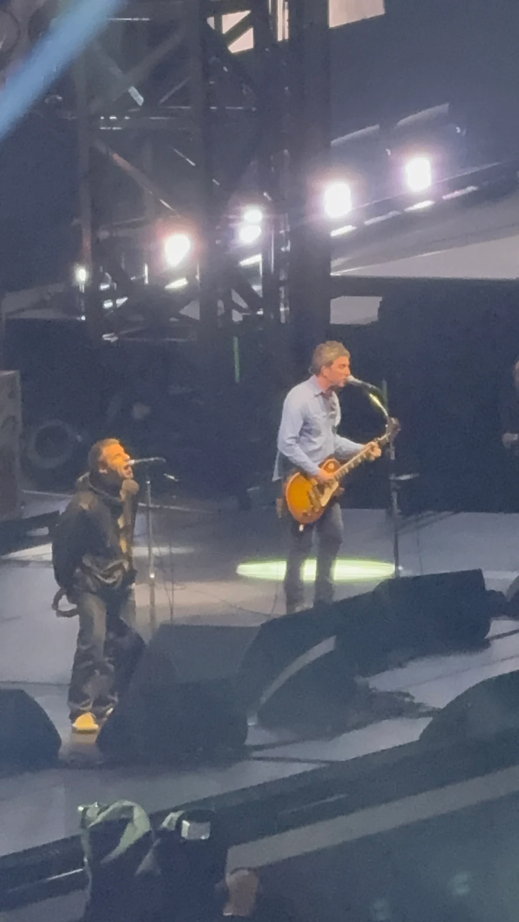 Oasis - Review - Gavin Cooney