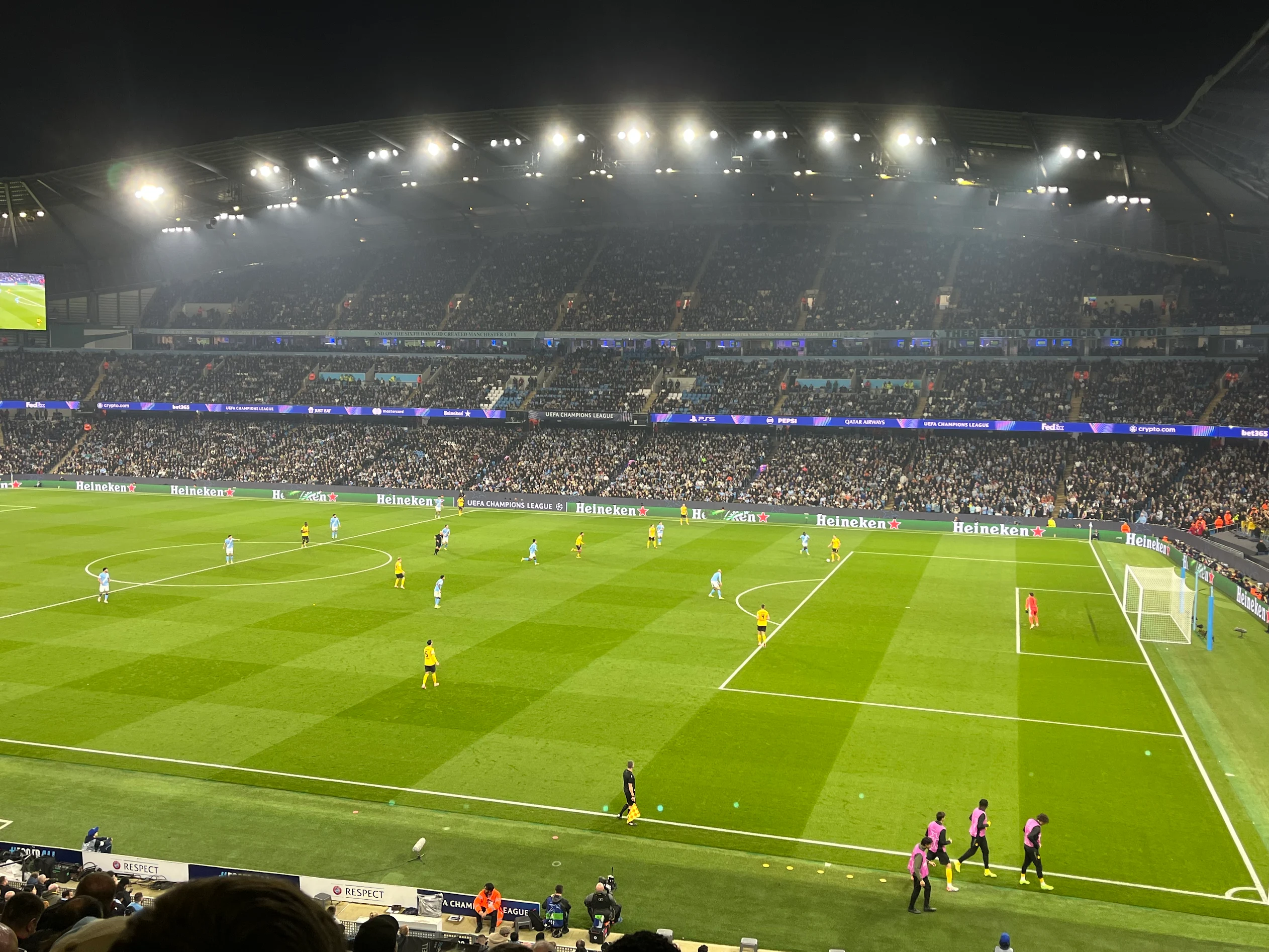 Manchester City - Review - Lúkas Elvuson