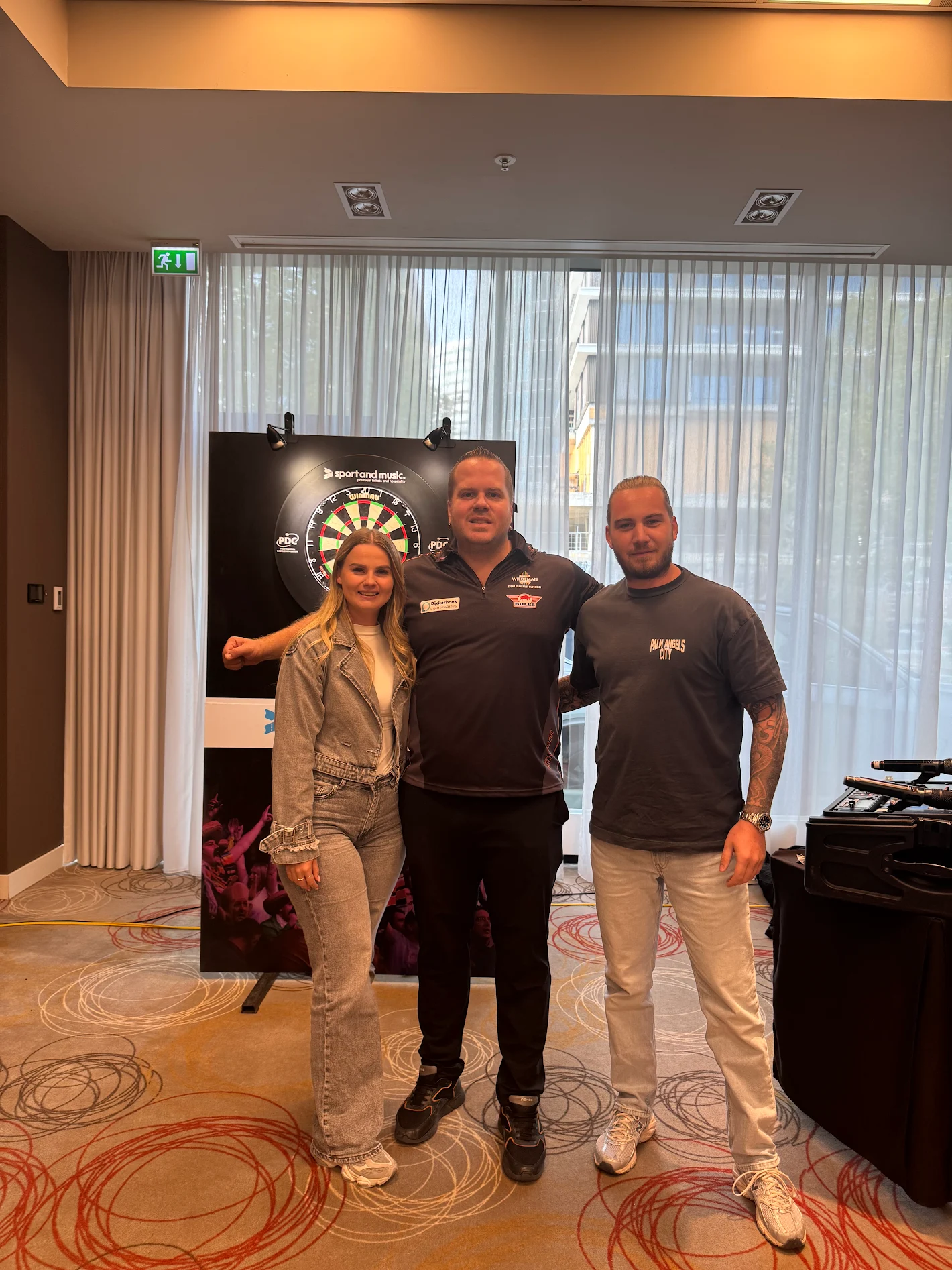 World Series of Darts - Review - mark van dijk