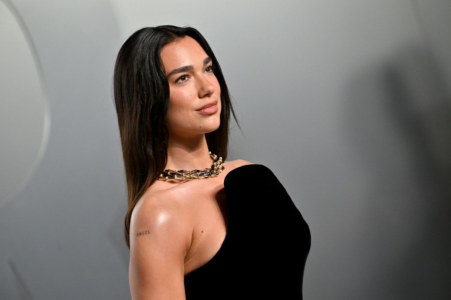 Dua Lipa VIP Tickets
